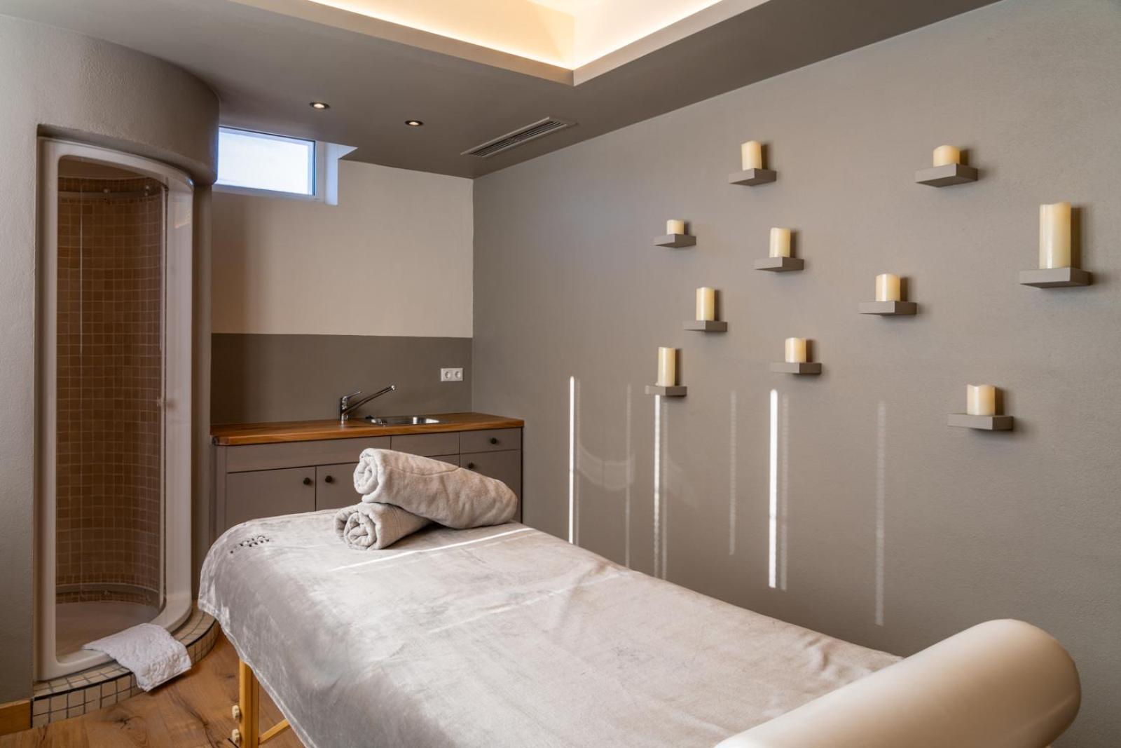 Wander- Und Wellnesshotel Kanzler Bad Mitterndorf Exterior photo