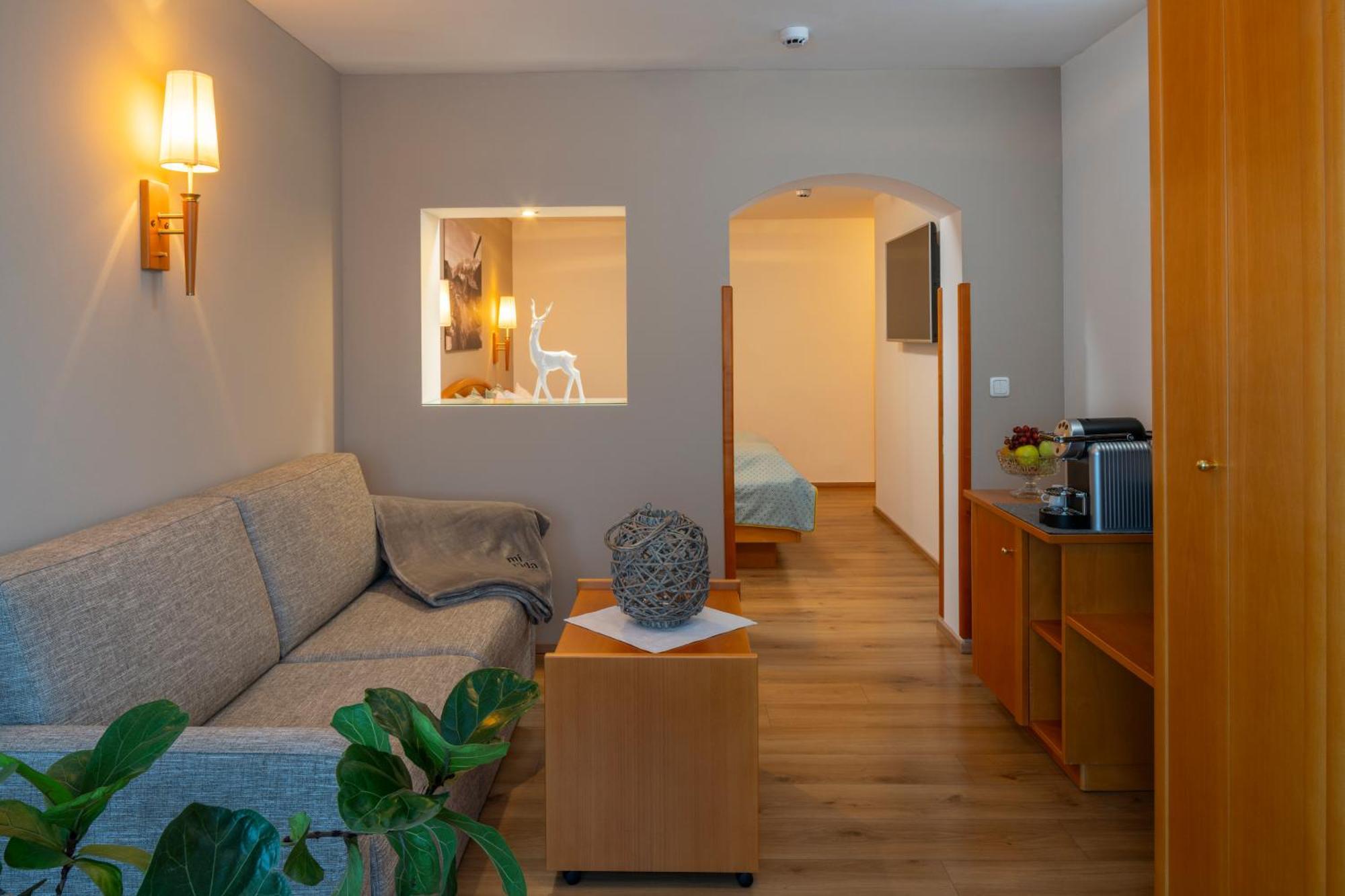 Wander- Und Wellnesshotel Kanzler Bad Mitterndorf Exterior photo