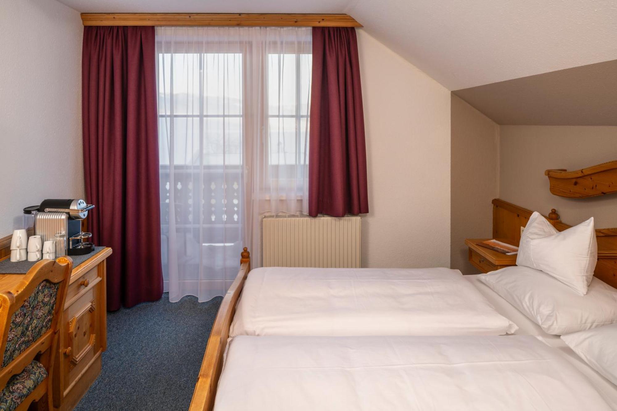 Wander- Und Wellnesshotel Kanzler Bad Mitterndorf Exterior photo